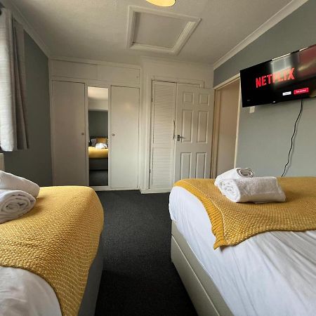 Access To Private Gym Room, 3 Bedrooms, Close To The City Swansea Exterior foto
